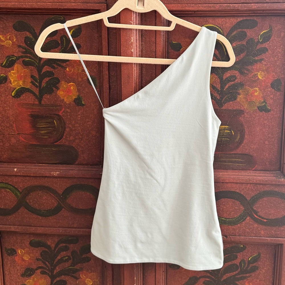 Aritzia Contour One Shoulder Top